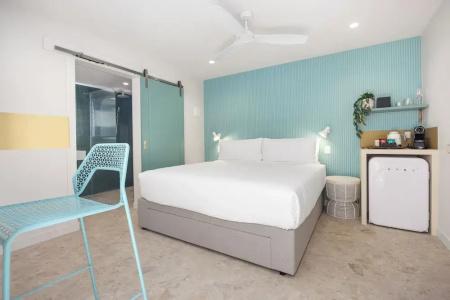 Miami Shore Apartments & - 2
