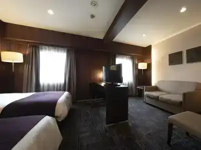 Binario Umeda - 32