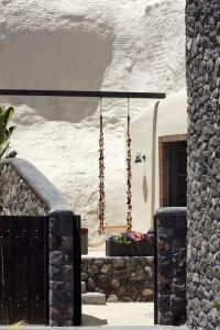 White Pearl Cavalieri - 110