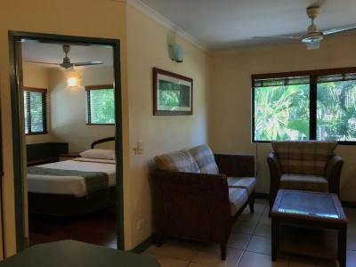 Bay Village Tropical Retreat & - 54