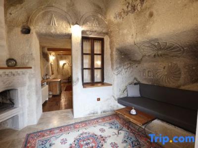 Sarnich Cave Suites - 172