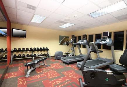 Courtyard by Marriott - 15