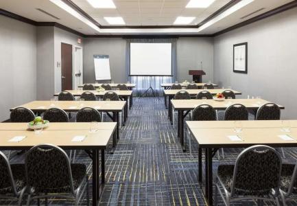 Courtyard by Marriott Dallas/Richardson - 18