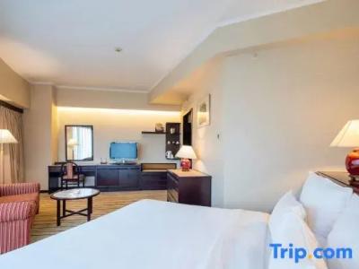 Nanjing Grand - 83