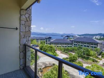 Rezen Select Qiandao Lake Central Dock - 52