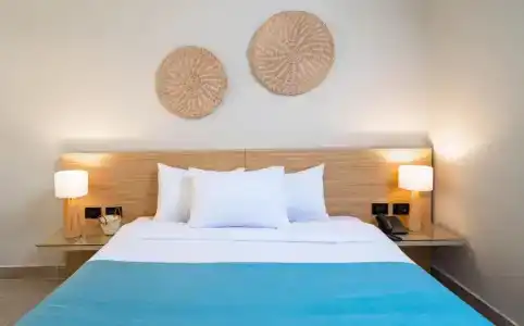 Redcon Suites - 38