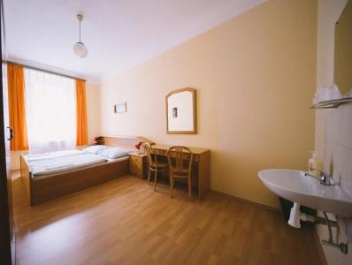 Hostel Dakura - 2