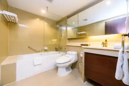 Lohas Residences Sukhumvit - 9