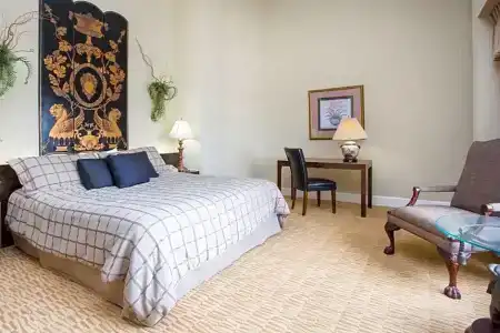 Ramada by Wyndham Downtown & Conference Center - 18