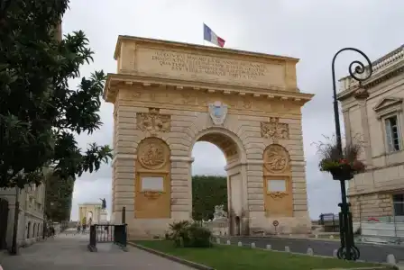 Kyriad Montpellier Centre Antigone - 24