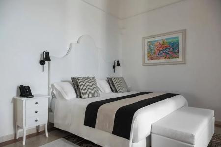 Eden Roc Suites - 477