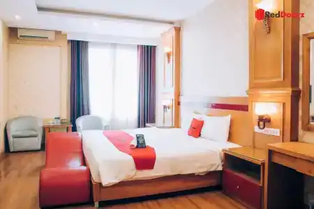 Reddoorz Plus Near Cau Giay Park - 74