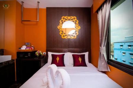 Violet Tower at Khaosan Palace - 33