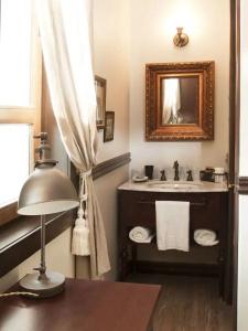 Boutique Castillo Rojo - 123