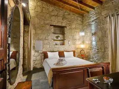 Oinoessa Traditional Boutique Guest Houses - 3