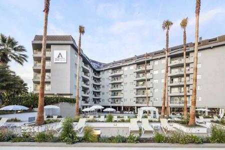 Aqua Montagut Suites 4*Sup - 0