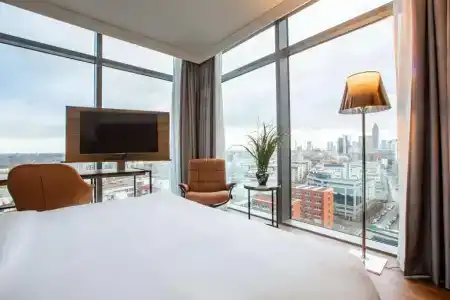 Radisson Blu Frankfurt - 50