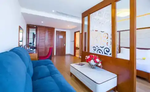 Le Hoang Beach Danang - 246