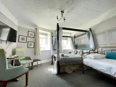 Brunswick Square & Spa - 52