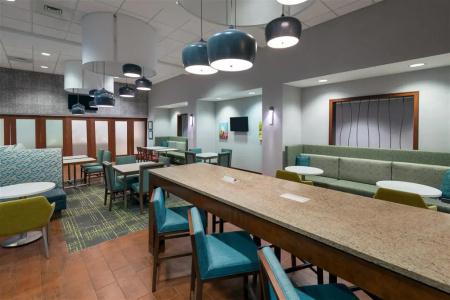 Hampton Inn & Suites/University Area - 19