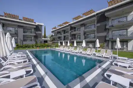 A Suite Side - 10