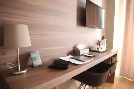 7th Floor Suite - 55