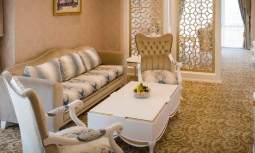 Grand Altuntas - 71