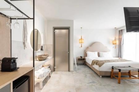 Blue Carpet Luxury Suites - 274