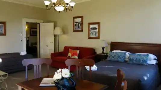 Merivale Manor - 94