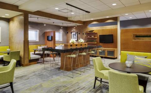 Courtyard by Marriott Boston Logan Airport - 22