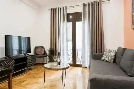 Nicholas Point and Rooms - 117