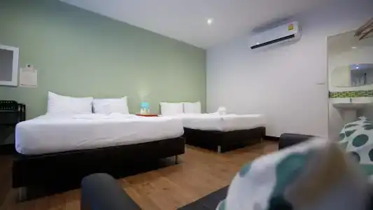 Resort v - Mrt Huai Khwang - 2