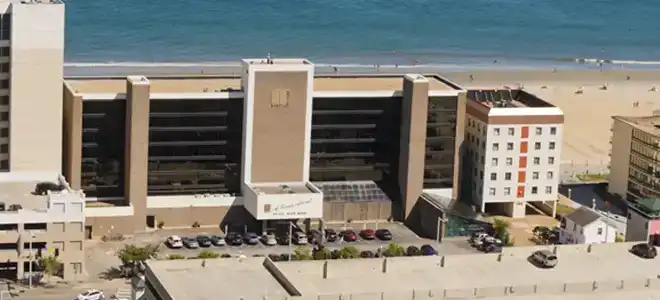 The Barclay Towers and Resort - 13