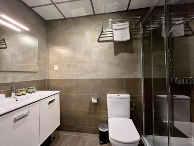 Feelathome Plaza - 8