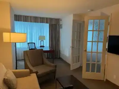 Cambridge Suites - 48