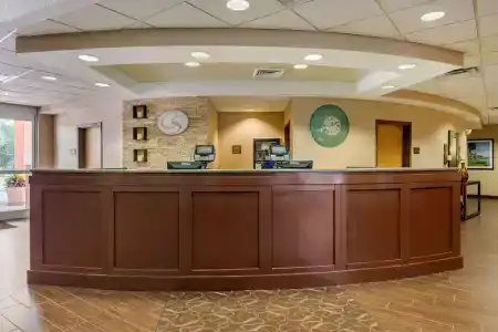 Comfort Suites - 1
