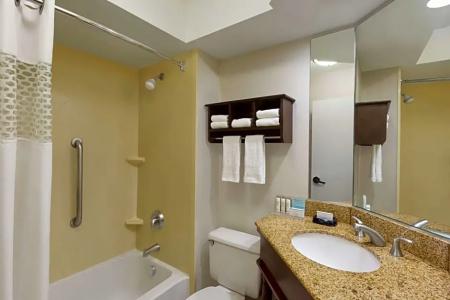 Hampton Inn Ft. Lauderdale-Cypress Creek - 47
