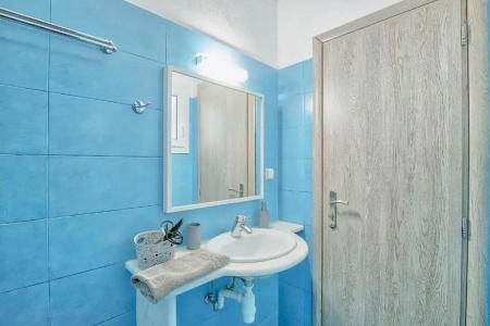 Pavlos Place - 112