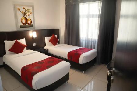 Easy Inn Suites - 4