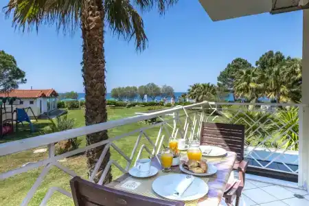 Irida Beach Suites - 33