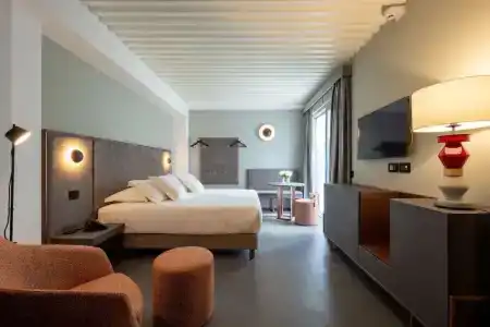 Vis Urban Suites & Spa - 72