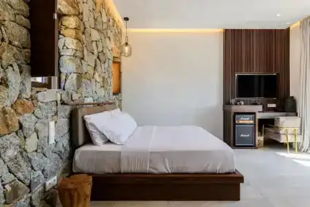 Charisma and Wellness Suites - 35