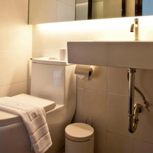 Bed Phrasingh-Adults Only - 10