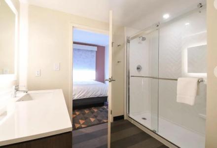 Wingate by Wyndham Conference Center - 49