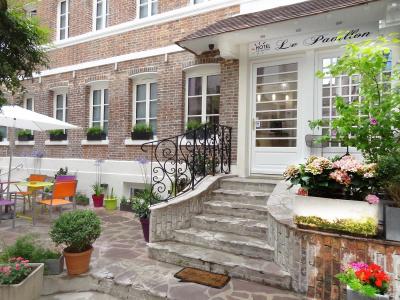 Le Pavillon - 19