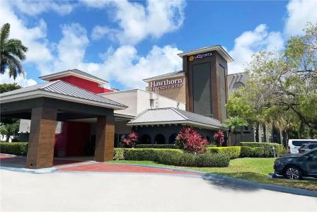 La Quinta by Wyndham Ft Lauderdale Cypress Creek - 0