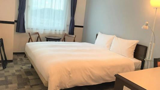 Toyoko Inn Niihama Ekimae - 14