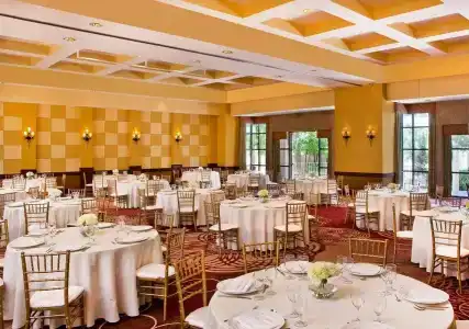 Sheraton Phoenix Crescent - 15