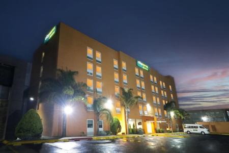 City Express Junior Cancun - 23