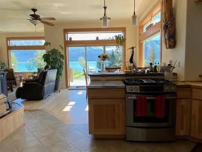 Seward Front Row - 20